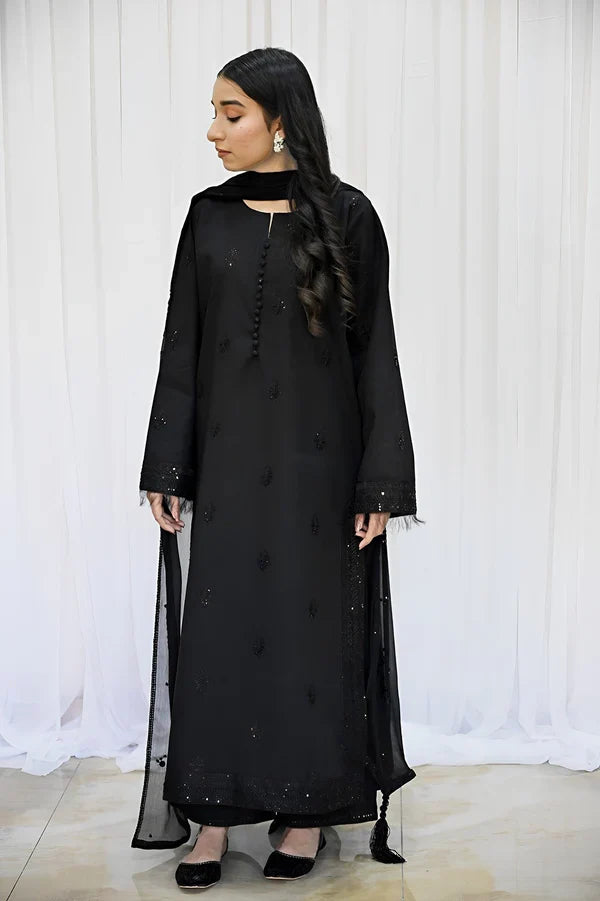 Shab-e-Zehra – 3-Piece Stitched Lawn Suit