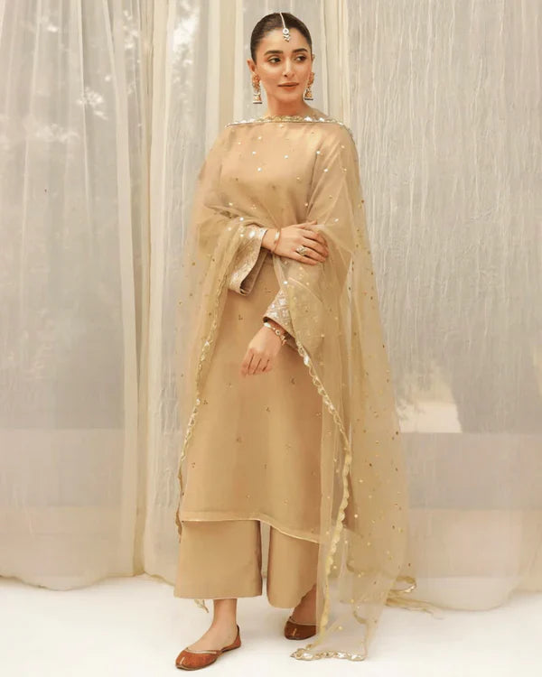 Royal Golden – 3-Piece Embroidered Lawn Suit