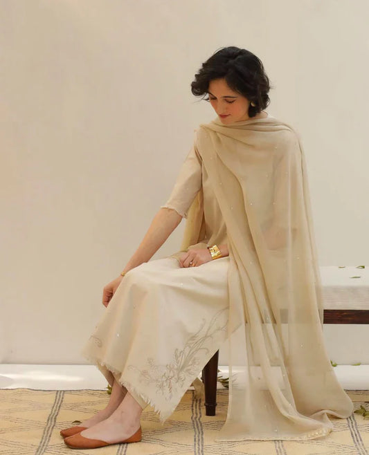 Beige Whisper