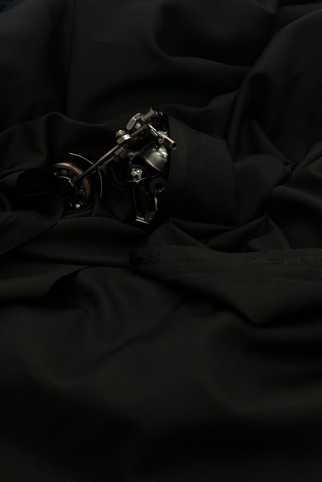 Oval Black (Bosky Finish)